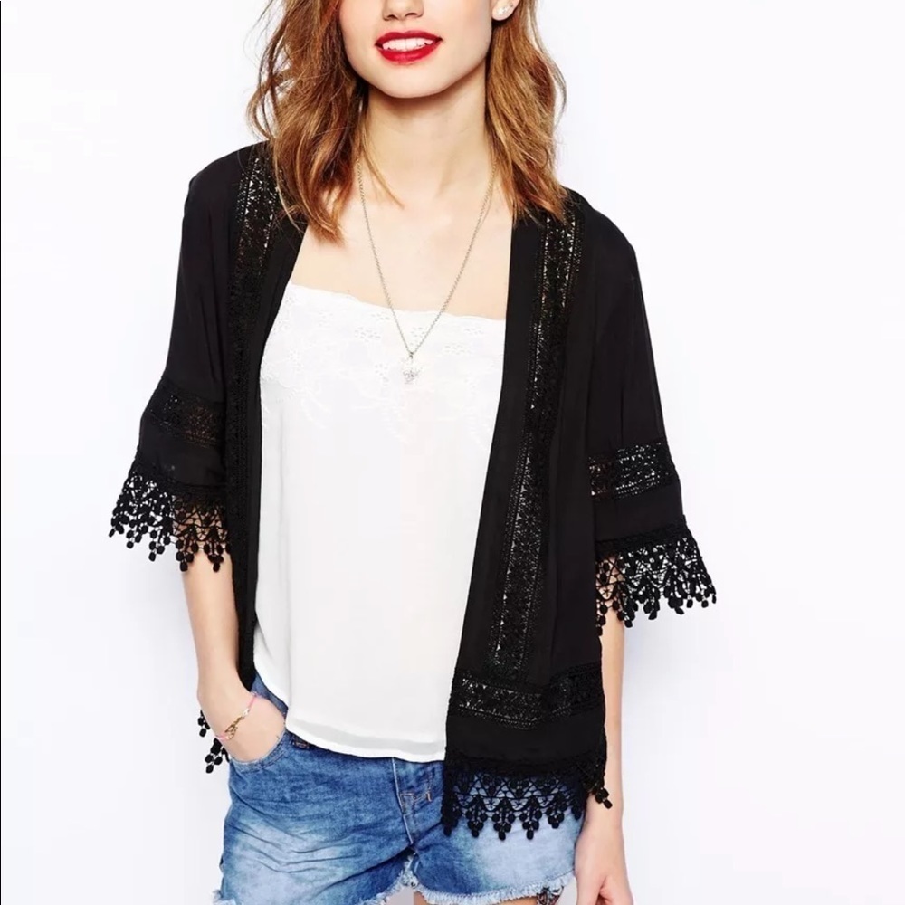 New Look Petite Black Crochet Hem Kimono